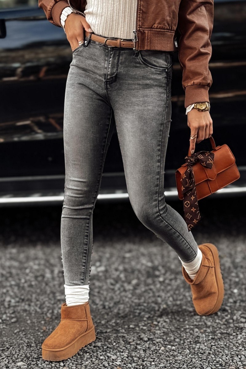 ciemne-jeansy-damskie-977uia-1.jpg