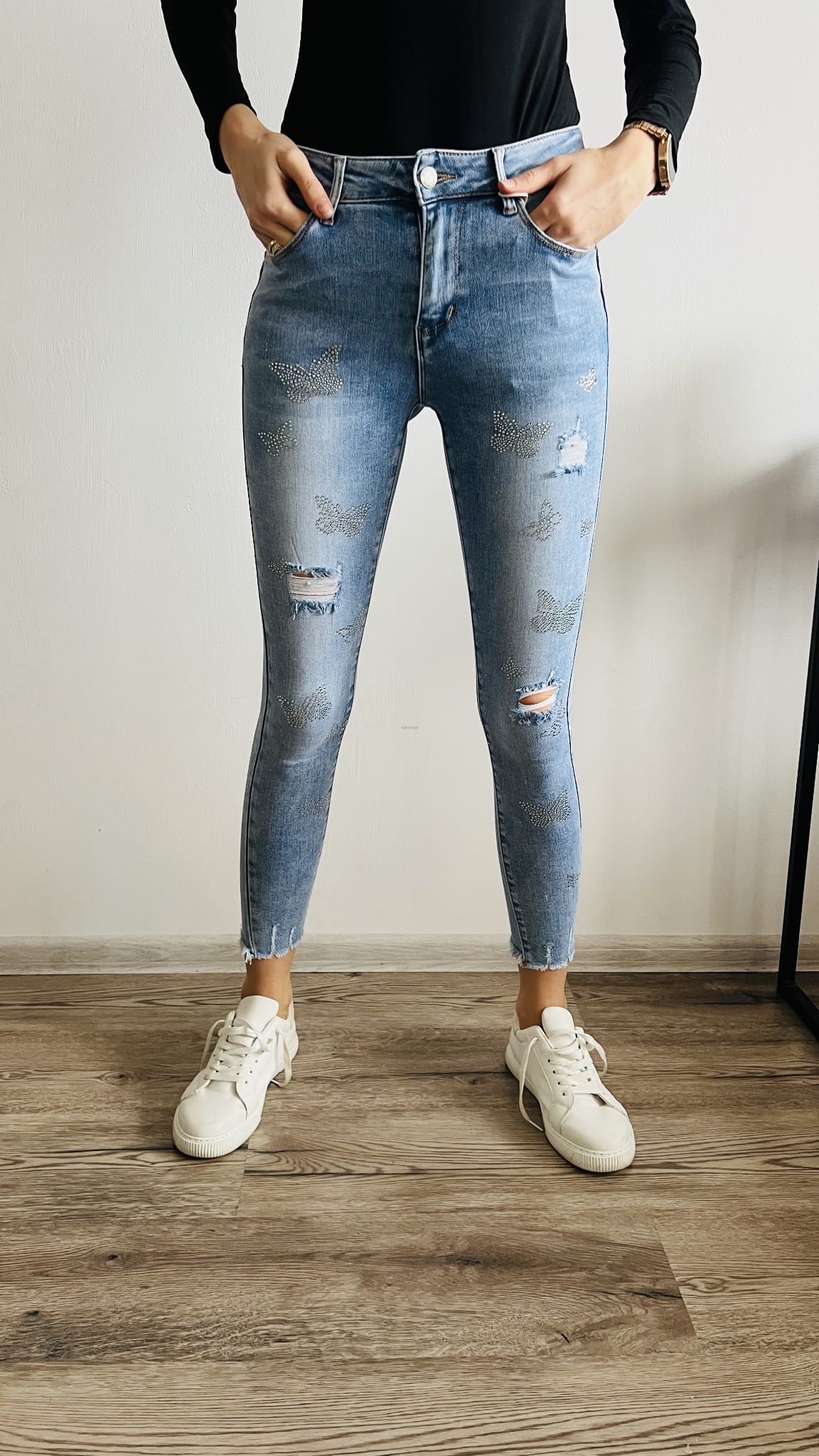 m-sara-jeans-254yud-1.jpg